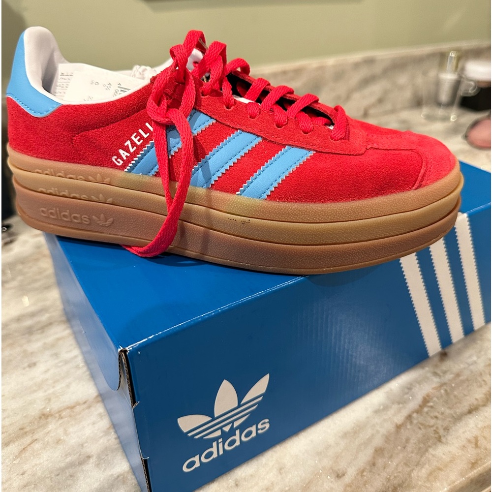 Adidas gazelle bold platform brand new in box